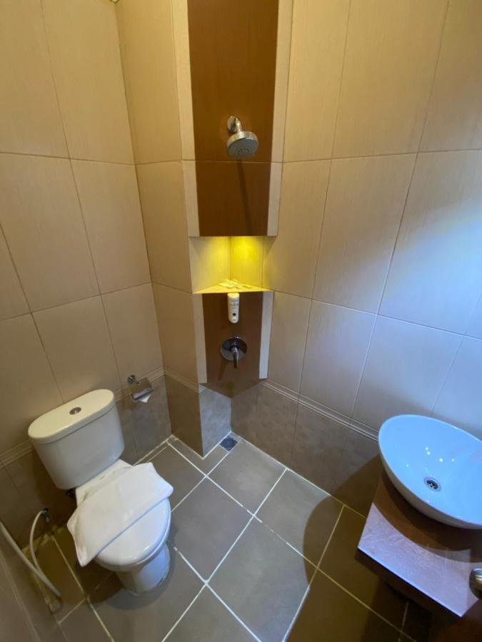 Syailendra Hotel Syariah Jepara Buitenkant foto