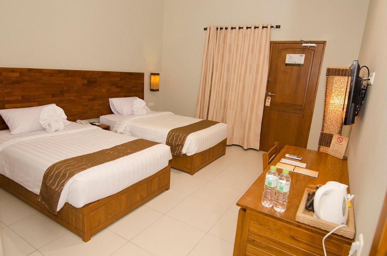 Syailendra Hotel Syariah Jepara Buitenkant foto