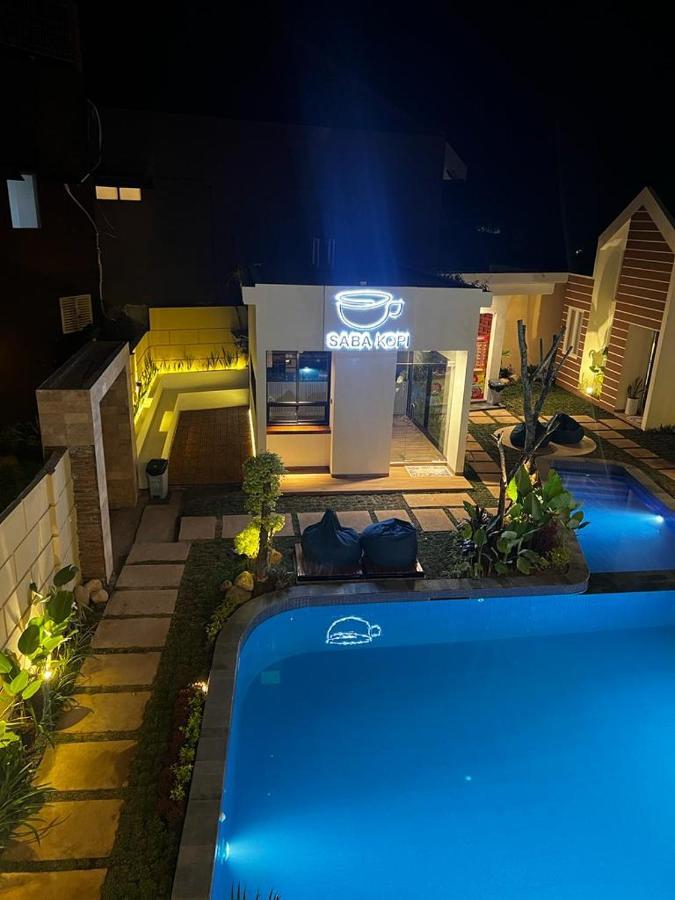 Syailendra Hotel Syariah Jepara Buitenkant foto