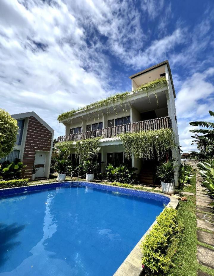 Syailendra Hotel Syariah Jepara Buitenkant foto